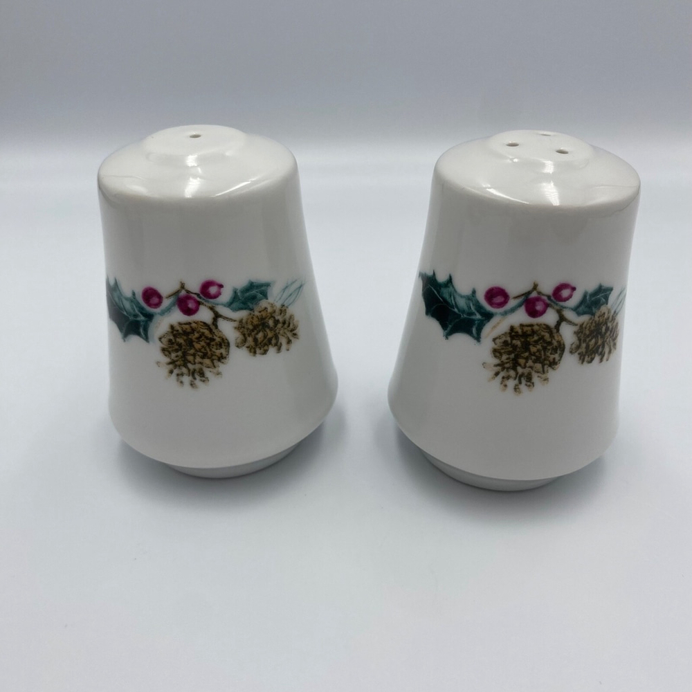Vintage Holiday Salt and Pepper Shakers Holly Berry Pinecone Design Christmas